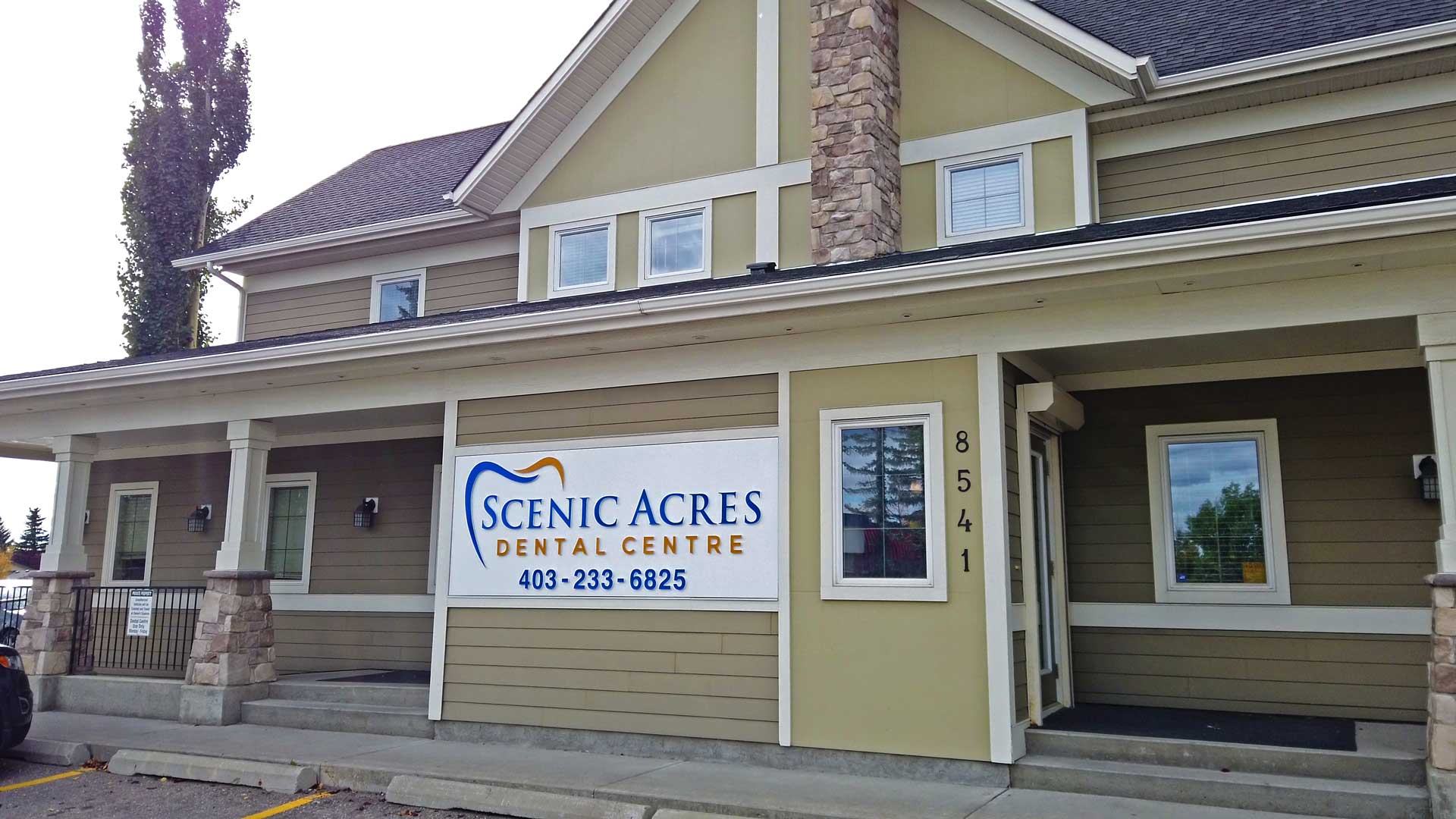 scenic-acres-dental-centre-exterior-main-entrance Calgary Dentist | Calgary Dentist | Scenic Acres Dental | NW Calgary